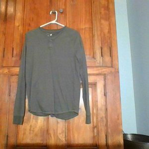 Men's long sleeve T's